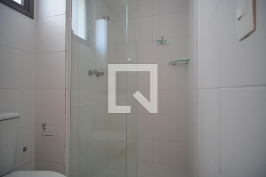 Banheiro Corredor de apartamento à venda com 3 quartos, 81m² em Santa Maria Goretti, Porto Alegre