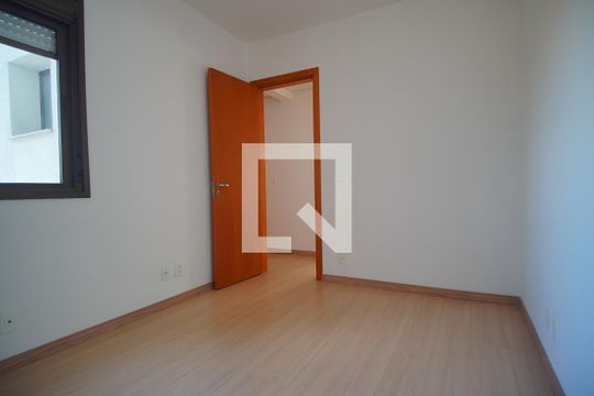 Quarto 2 de apartamento à venda com 3 quartos, 81m² em Santa Maria Goretti, Porto Alegre