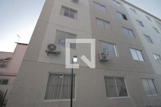 Fachada do bloco de apartamento à venda com 2 quartos, 42m² em Estância Velha, Canoas