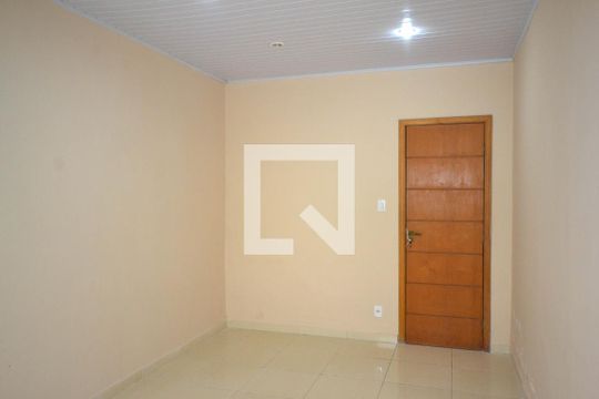 Quarto 1 de casa para alugar com 1 quarto, 122m² em Centro, Nilópolis