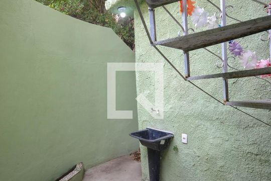 Área de Serviço de casa para alugar com 1 quarto, 122m² em Centro, Nilópolis