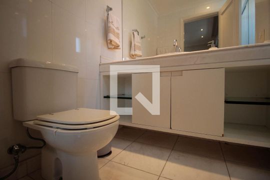 Banheiro da Suíte 1 de apartamento à venda com 4 quartos, 334m² em Paraíso, São Paulo