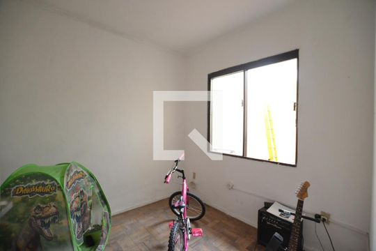 Quarto 1 de casa à venda com 5 quartos, 196m² em Santo Antonio, Porto Alegre