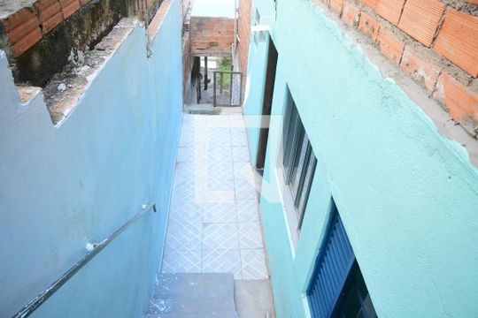 fachada de casa para alugar com 1 quarto, 40m² em Parque Mirante da Mata, Cotia
