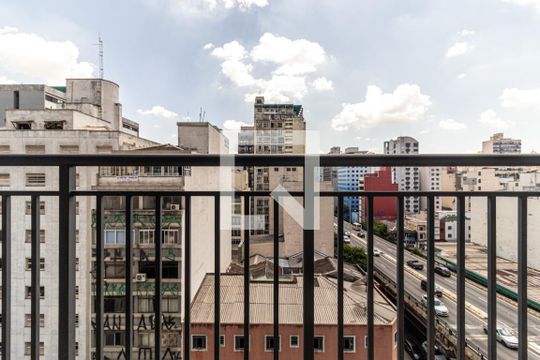 Varanda de kitnet/studio à venda com 1 quarto, 27m² em Vila Buarque, São Paulo