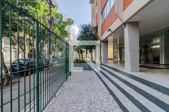Área comum de apartamento para alugar com 2 quartos, 101m² em Sumaré, São Paulo