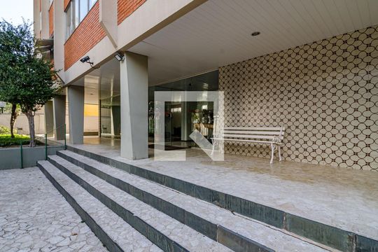 Área comum de apartamento para alugar com 2 quartos, 101m² em Sumaré, São Paulo