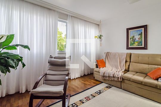 Apartamento para alugar com 2 quartos, 101m² em Sumaré, São Paulo