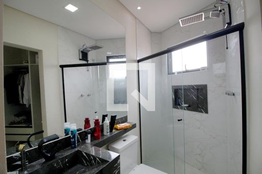 Banheiro da Suíte 1 de casa de condomínio para alugar com 3 quartos, 230m² em Jardim Novo Horizonte , Sorocaba