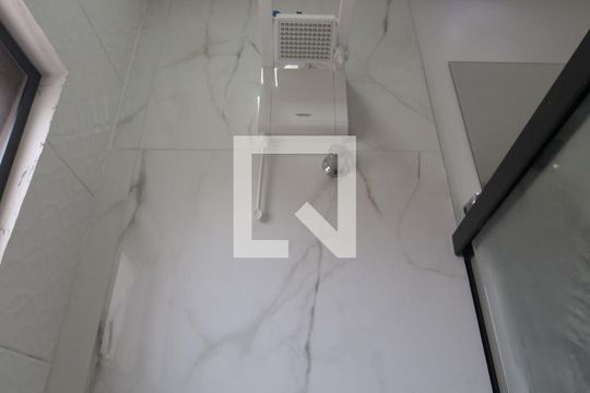 Banheiro da Suíte 2 de casa de condomínio para alugar com 3 quartos, 230m² em Jardim Novo Horizonte , Sorocaba