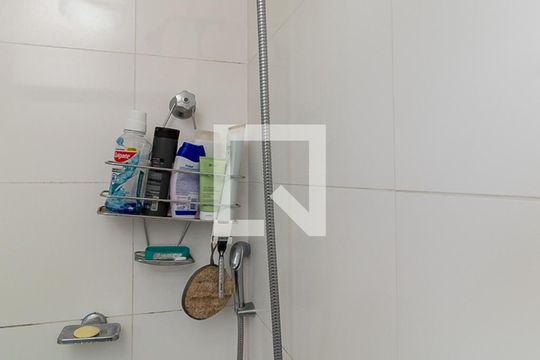 Banheiro da Suíte de apartamento à venda com 2 quartos, 157m² em Jardim Lindóia, Porto Alegre