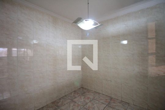Casa à venda com 7 quartos, 360m² em Rio Branco, Belo Horizonte