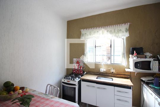 Cozinha de casa para alugar com 1 quarto, 40m² em Nova Petrópolis, São Bernardo do Campo