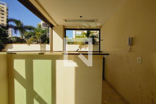 Área comum de apartamento para alugar com 3 quartos, 76m² em Jacarepaguá, Rio de Janeiro