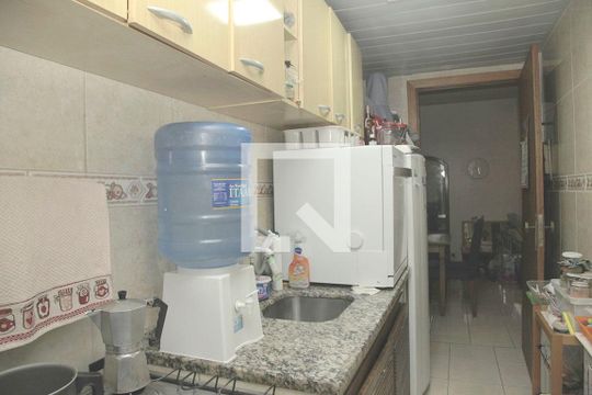 Cozinha e Área de Serviço de apartamento à venda com 1 quarto, 40m² em Centro Histórico, Porto Alegre