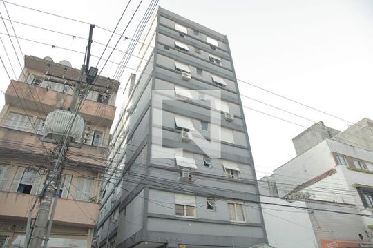 Fachada de apartamento à venda com 1 quarto, 40m² em Centro Histórico, Porto Alegre