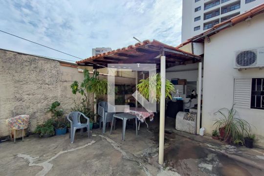 Quintal de casa à venda com 3 quartos, 170m² em Parque Industrial, Campinas