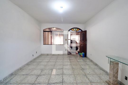 Sala de casa à venda com 3 quartos, 100m² em Santa Maria, Santo André