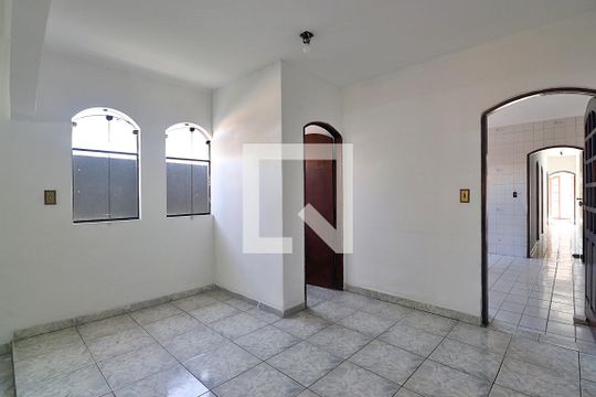 Sala de casa à venda com 3 quartos, 100m² em Santa Maria, Santo André