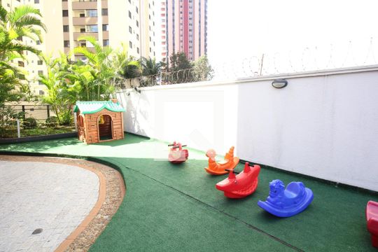 Área comum - Playground de apartamento para alugar com 3 quartos, 80m² em Cambuci, São Paulo
