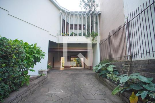 Garagem de casa à venda com 4 quartos, 420m² em Ideal, Novo Hamburgo