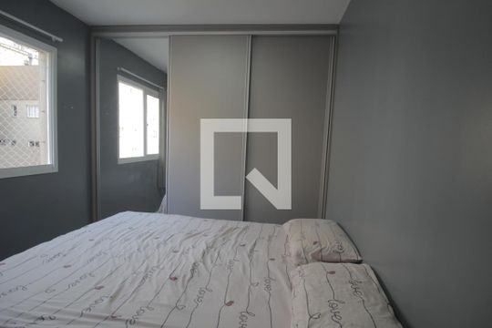 Quarto 1 de apartamento à venda com 2 quartos, 48m² em Olaria, Canoas