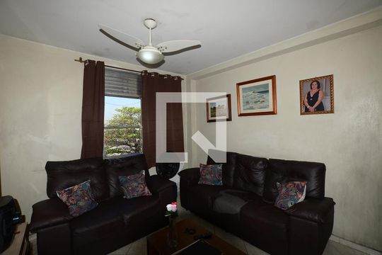 Sala de apartamento à venda com 3 quartos, 74m² em Irajá, Rio de Janeiro