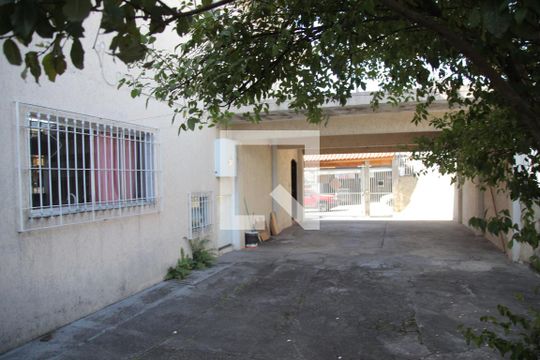 Área comum de casa à venda com 3 quartos, 220m² em Santo Antônio, Osasco