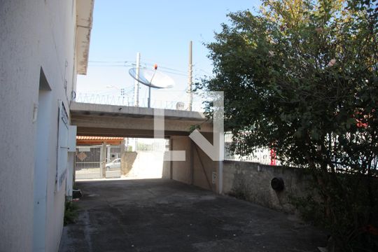 Área comum de casa à venda com 3 quartos, 220m² em Santo Antônio, Osasco