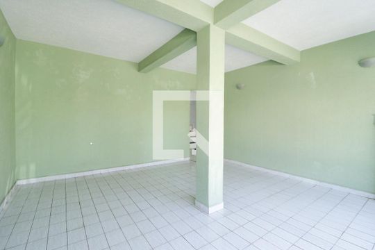 Garagem de casa à venda com 2 quartos, 250m² em Lauzane Paulista, São Paulo