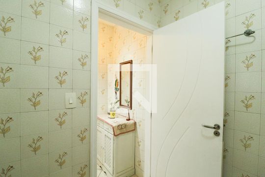 Banheiro 2 de casa à venda com 2 quartos, 250m² em Lauzane Paulista, São Paulo