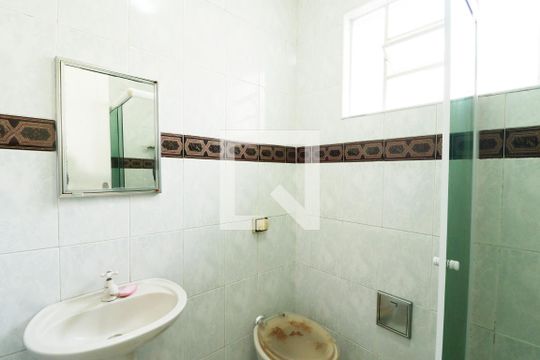 Banheiro da Suíte de casa à venda com 2 quartos, 250m² em Lauzane Paulista, São Paulo