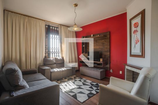 Sala de casa à venda com 5 quartos, 400m² em Chácara das Pedras, Porto Alegre