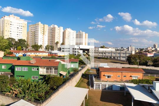 Vista da Suíte de apartamento à venda com 3 quartos, 72m² em Chácaras Campos Elíseos, Campinas