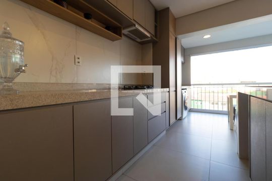Cozinha de apartamento à venda com 3 quartos, 72m² em Chácaras Campos Elíseos, Campinas