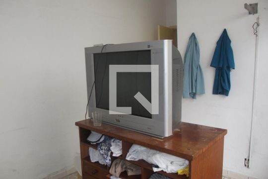 Sala de casa à venda com 4 quartos, 270m² em Sampaio, Rio de Janeiro