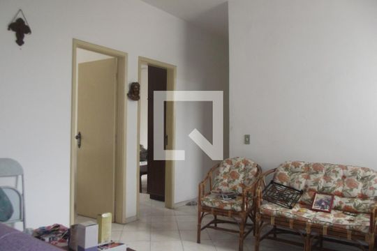 Sala de casa à venda com 4 quartos, 270m² em Sampaio, Rio de Janeiro