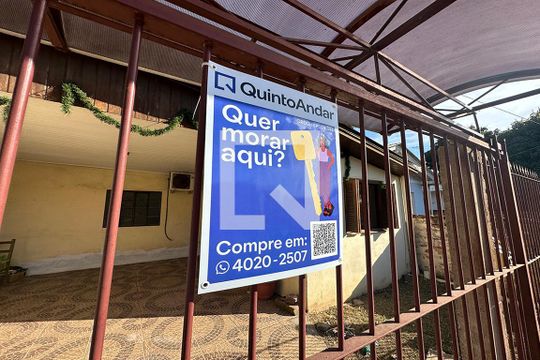 Fachada de casa à venda com 3 quartos, 90m² em Santa Teresa, São Leopoldo