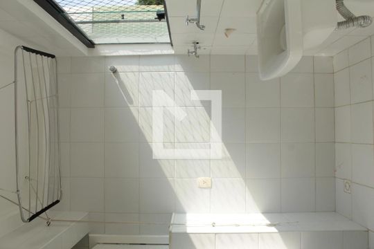 Área de Serviço de apartamento para alugar com 4 quartos, 142m² em Armação, Salvador