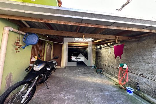 Garagem de casa à venda com 3 quartos, 140m² em Santa Teresa, São Leopoldo