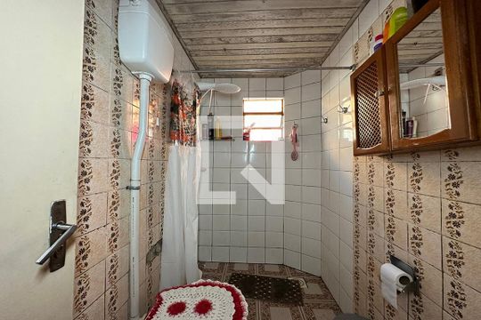 Banheiro de casa à venda com 3 quartos, 140m² em Santa Teresa, São Leopoldo