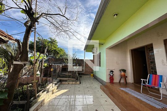 Área Externa de casa à venda com 3 quartos, 140m² em Santa Teresa, São Leopoldo