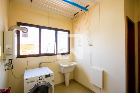 Área de serviço de apartamento à venda com 4 quartos, 200m² em Vila Gilda, Santo André