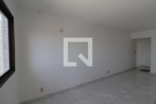Sala de apartamento à venda com 2 quartos, 68m² em Vila Mangalot, São Paulo