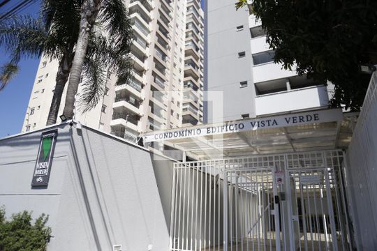 Fachada de apartamento à venda com 3 quartos, 78m² em Vila Mangalot, São Paulo