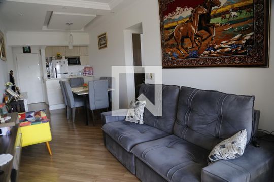 Sala de apartamento à venda com 3 quartos, 78m² em Vila Mangalot, São Paulo