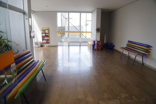 Área comum de apartamento à venda com 3 quartos, 78m² em Vila Mangalot, São Paulo