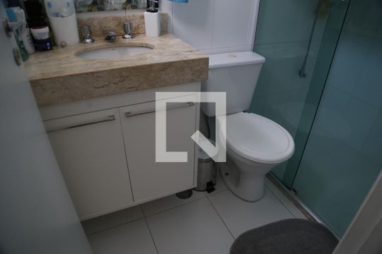 Banheiro da Suíte de apartamento à venda com 3 quartos, 78m² em Vila Mangalot, São Paulo