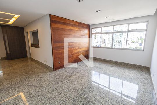 Apartamento à venda com 3 quartos, 120m² em Savassi, Belo Horizonte