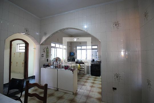 Cozinha de casa à venda com 4 quartos, 250m² em Canhema, São Bernardo do Campo